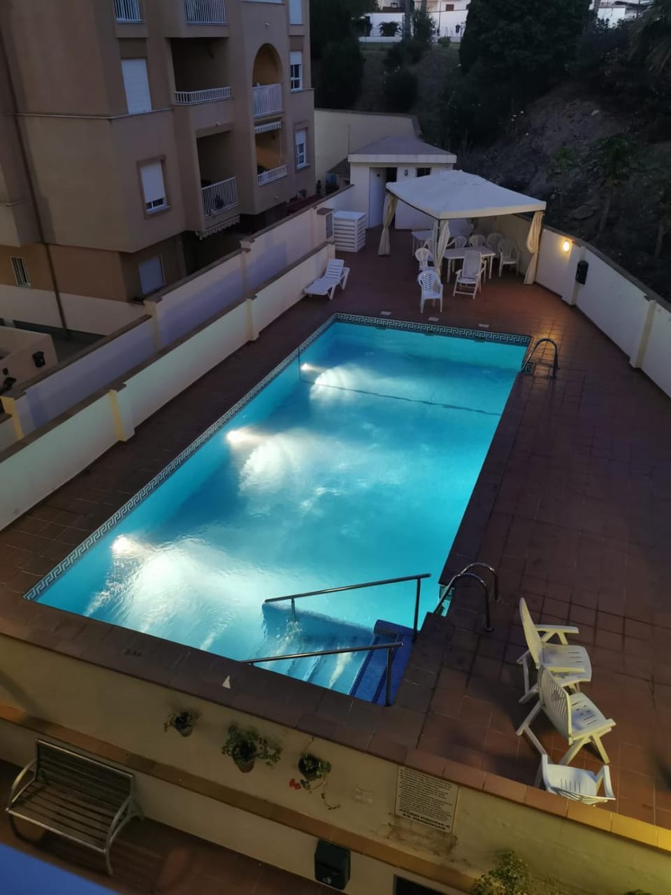 Swimming pool