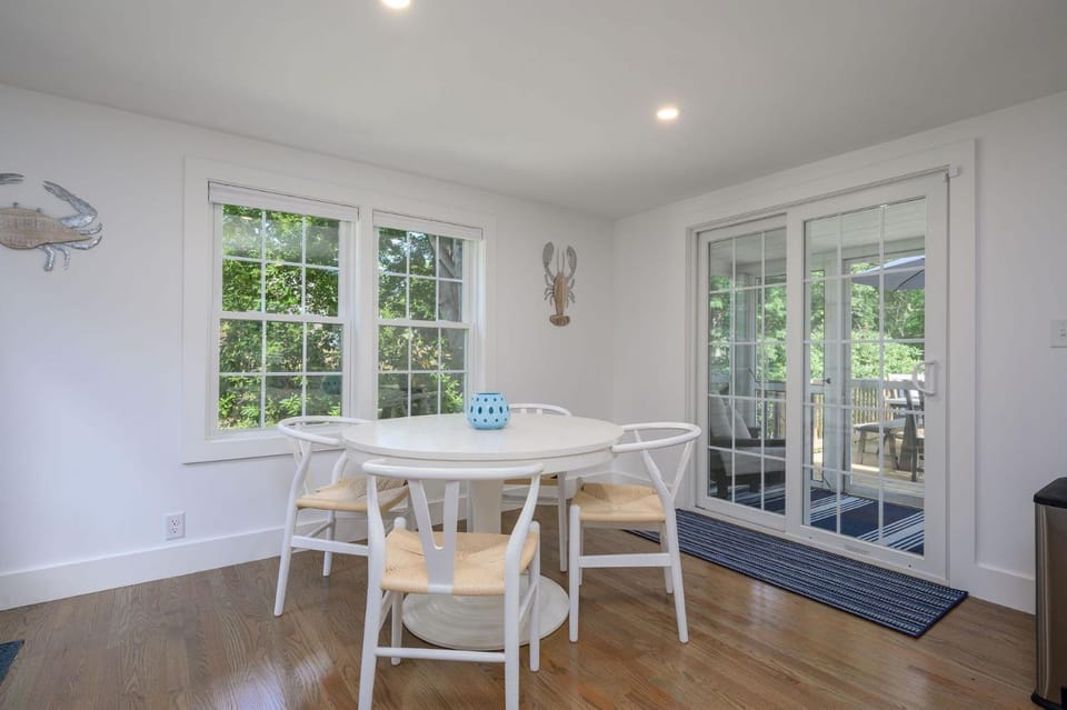 Coastal Comfort Cape Cod Charm Await House in Chatham