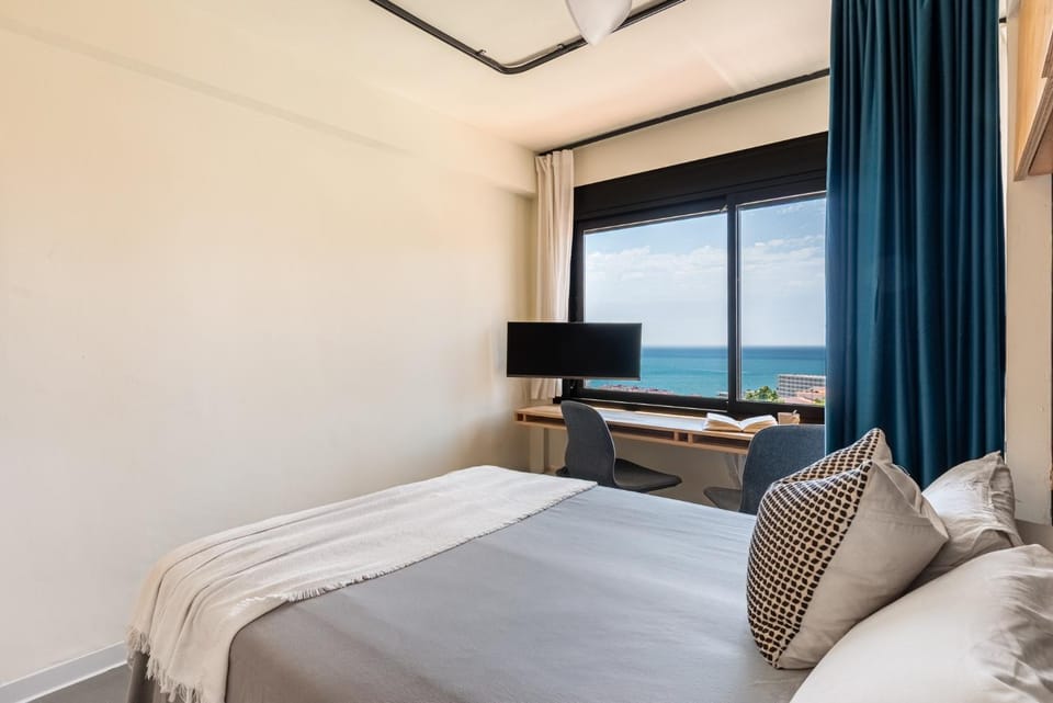 Bed, Bedroom, Sea view