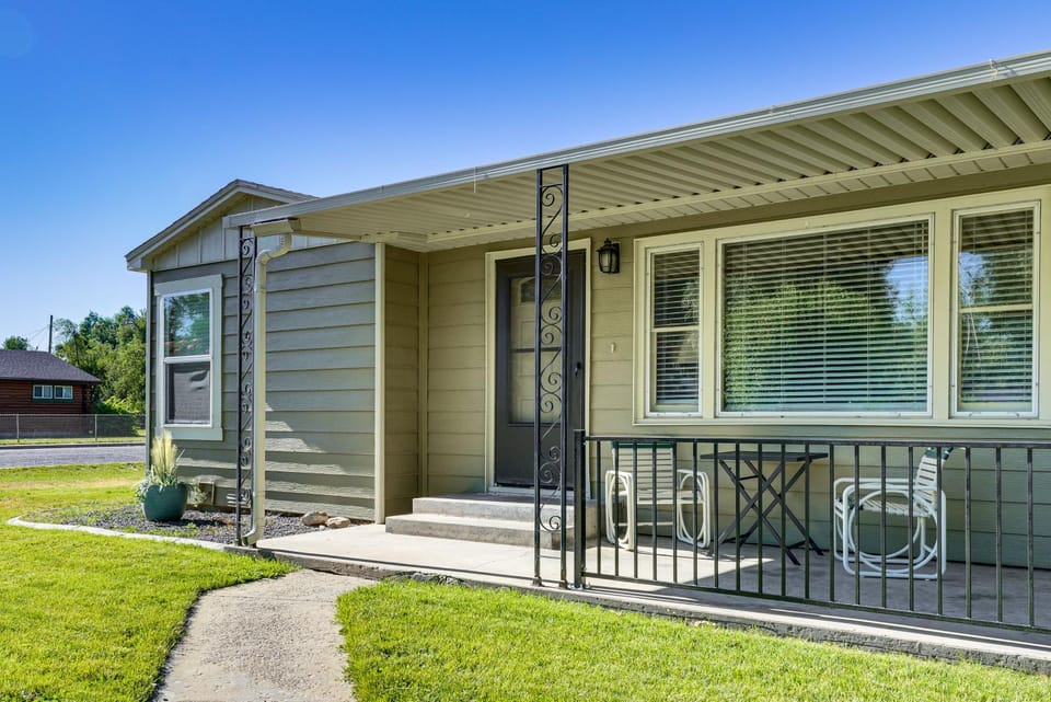 Fruita Vacation Rental: Walk to Downtown! House in Fruita