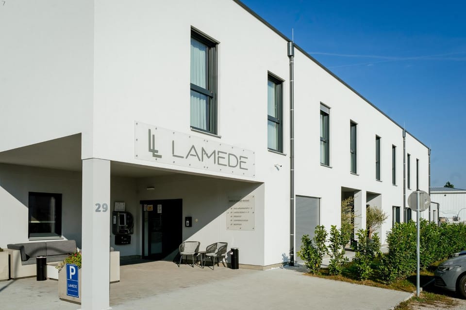 Property building, Day