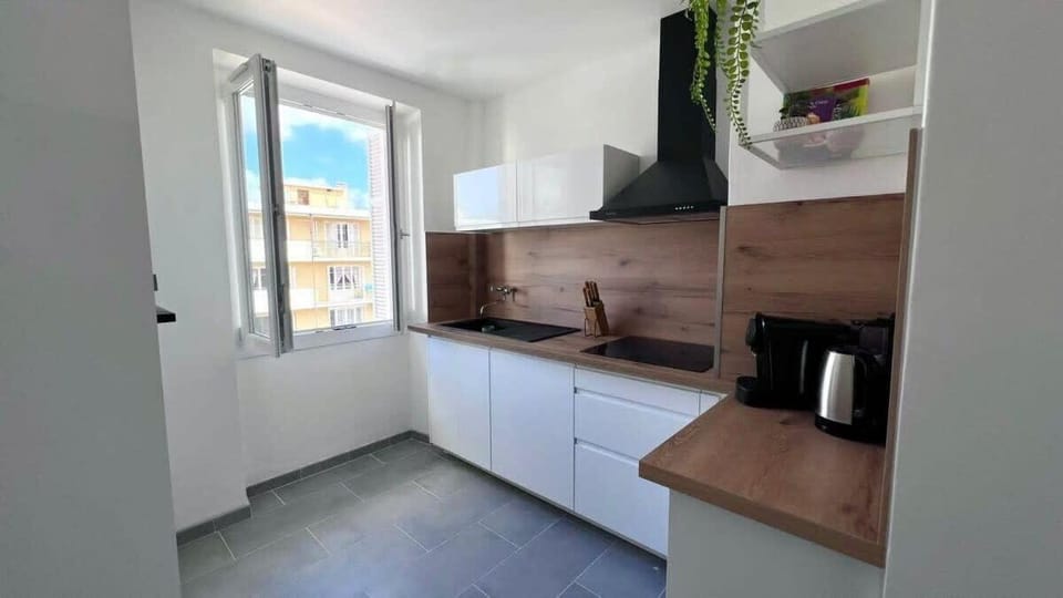 Kitchen or kitchenette, stove