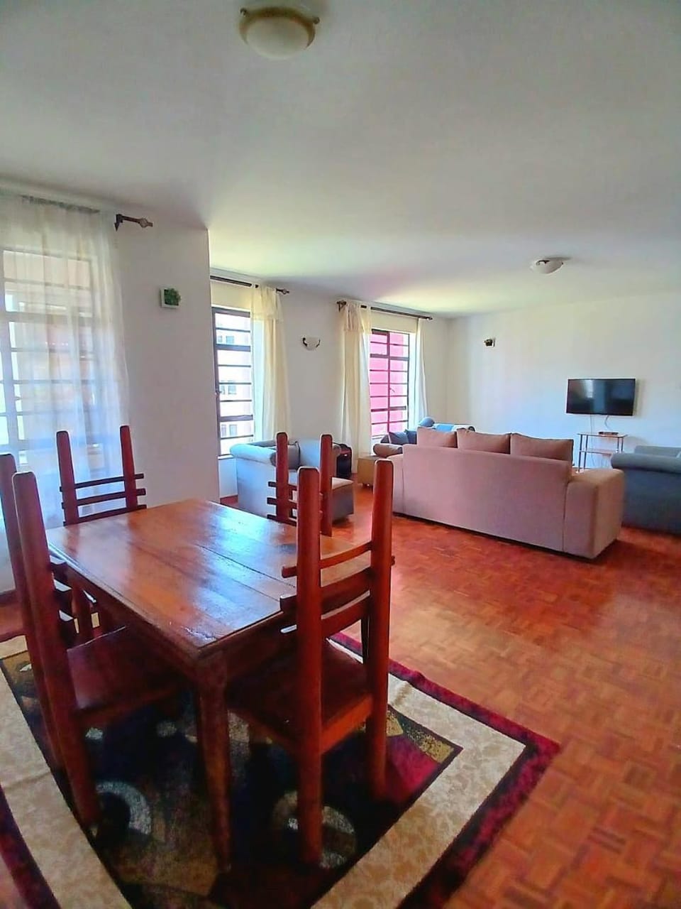 Communal lounge/ TV room