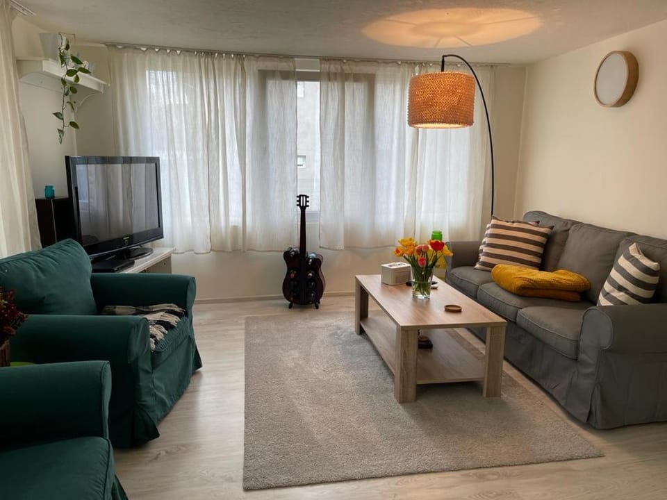 Casa Enjoy the Ride Aproape de autostradă și totuși în mijlocul naturii, loc deosebit de liniștit cu parcare privată gratuită Villa in Timiș County