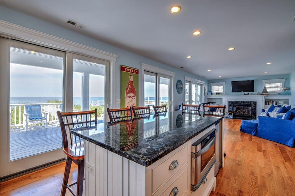 Modern Oceanfront Escape at East Sandwich Beach House in East Sandwich