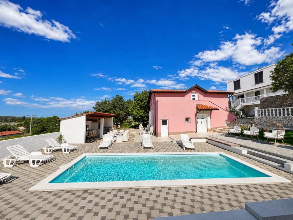 Vila Neyra Villa in Pula