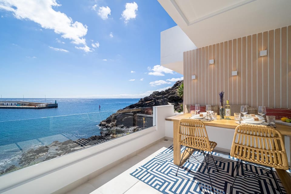 View (from property/room), Food and drinks, Sea view