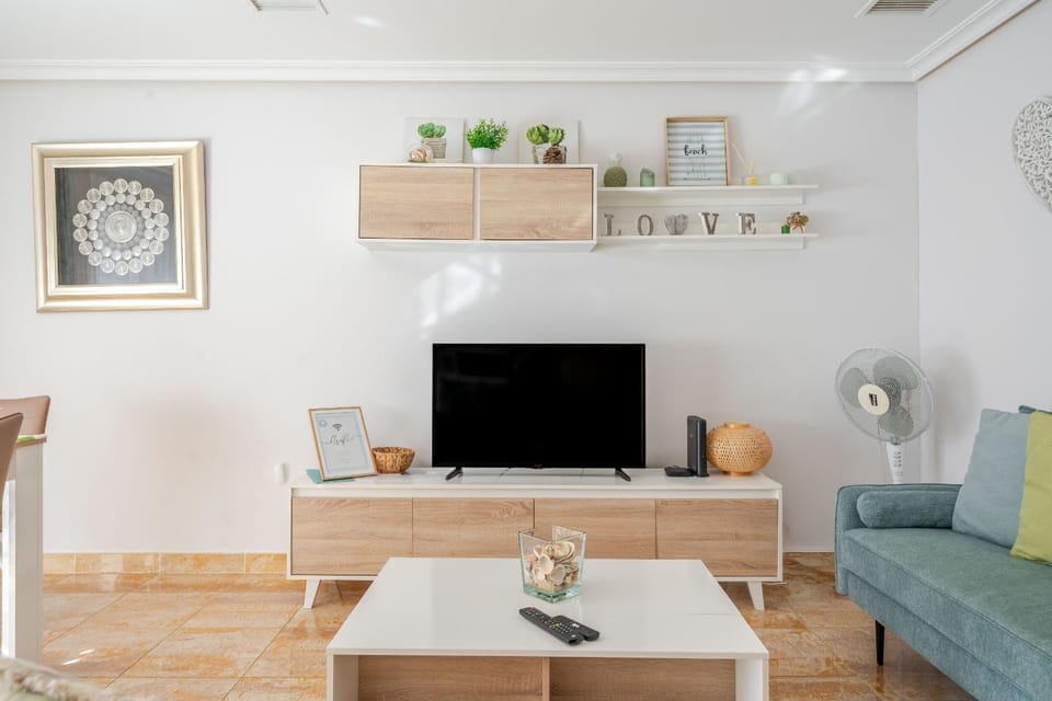 Communal lounge/ TV room, Living room
