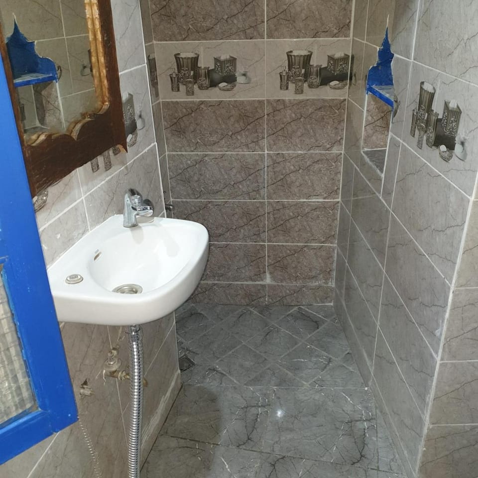 aline hostel 2 Bed and Breakfast in Chefchaouen