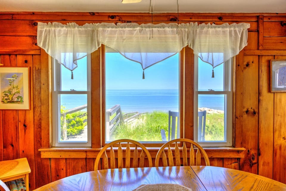 Beach Days Ahead East Sandwich Escape House in East Sandwich