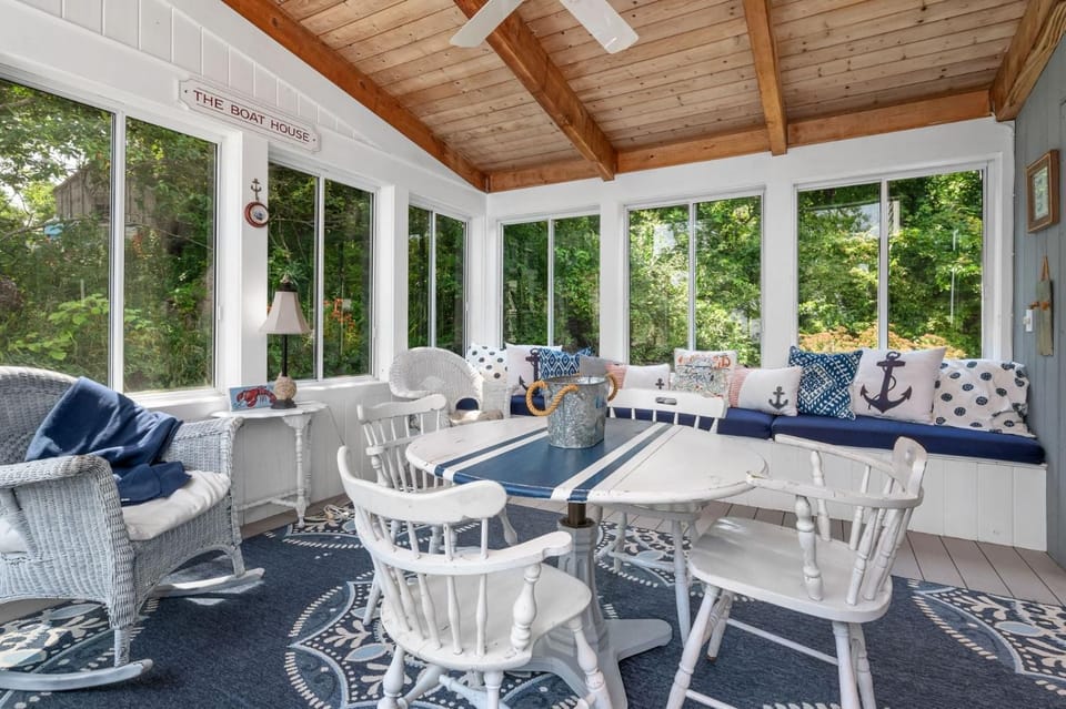 Oceanview Retreat w/ Private Beach Access House in Sagamore Beach