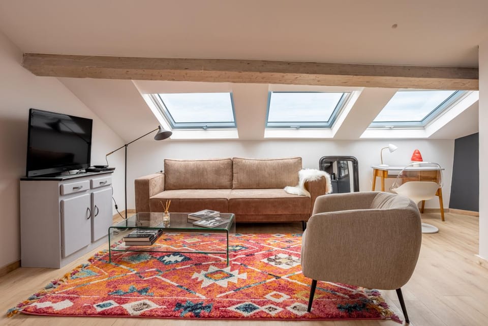 Appartement sous les toits 5 min du palais à pied Apartment in Cannes
