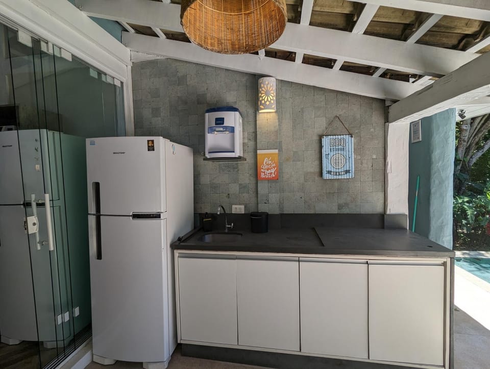 Balcony/Terrace, Kitchen or kitchenette, oven