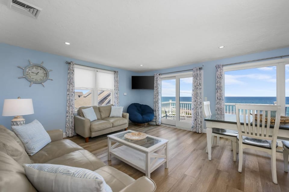 Two-Level Oceanfront Cottage—Decks Water Views House in East Sandwich