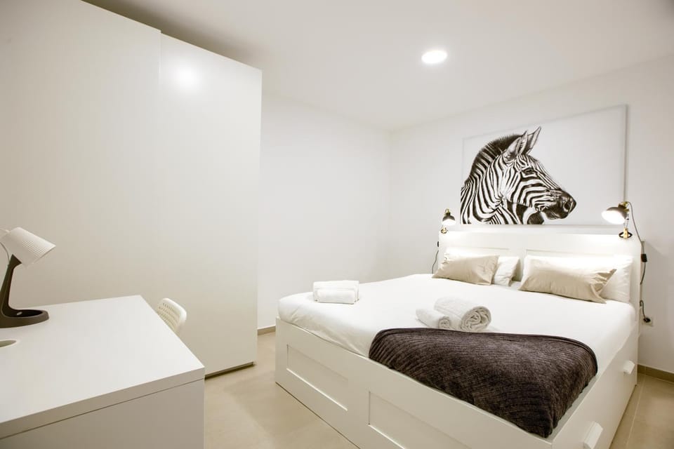 Bed, Bedroom