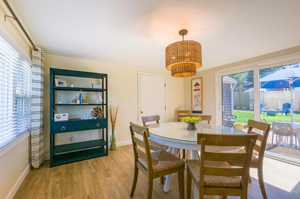 Newly Remodeled Home in Scorton Shores with Central AC House in East Sandwich