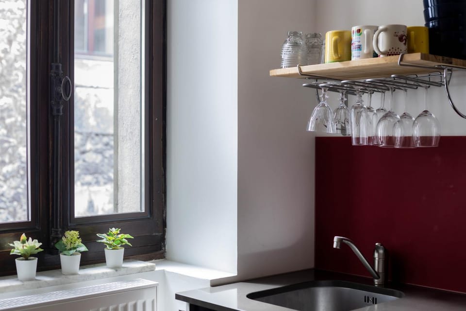 Kitchen or kitchenette, stove