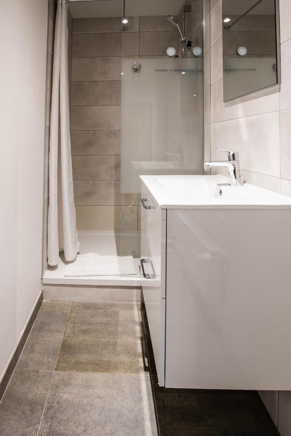 Shower, Bathroom
