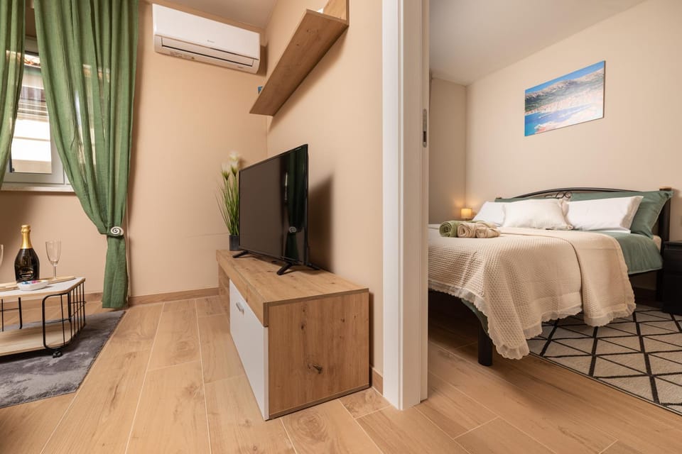 Apartments Neptun Apartment in Lika-Senj County
