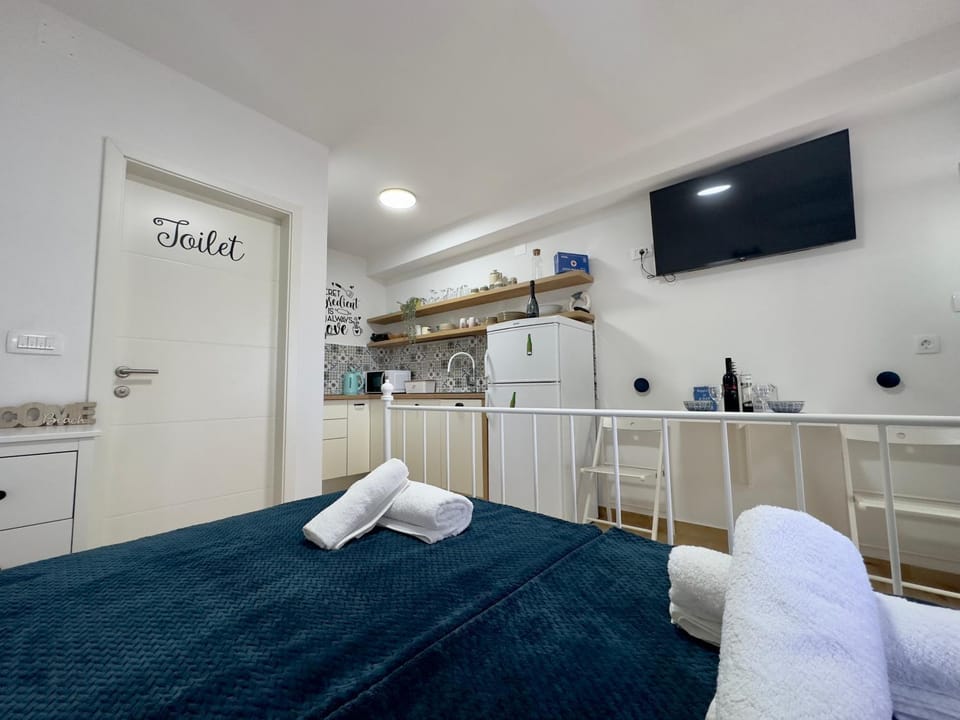 Matek family & studio apartment Rovanjska Apartment in Zadar County