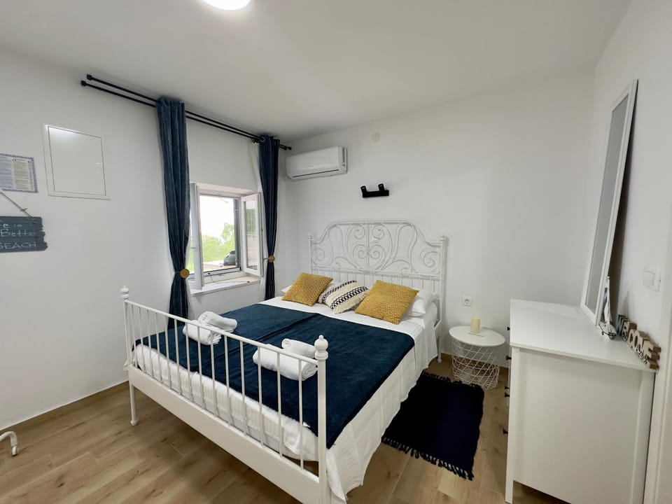 Matek family & studio apartment Rovanjska Apartment in Zadar County