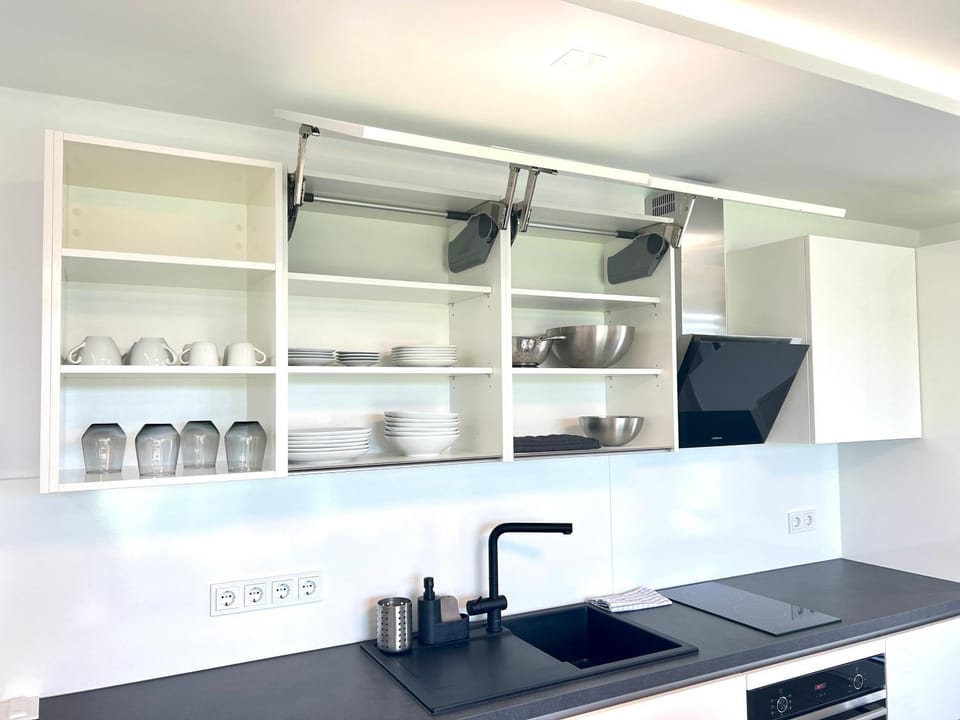 Kitchen or kitchenette, pet friendly, stove
