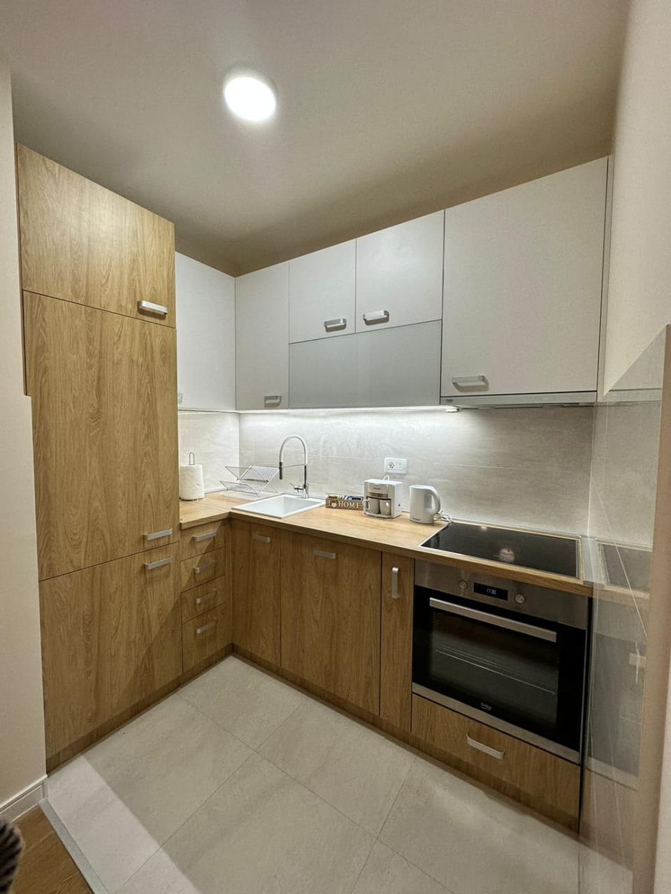 Kitchen or kitchenette, pet friendly, stove