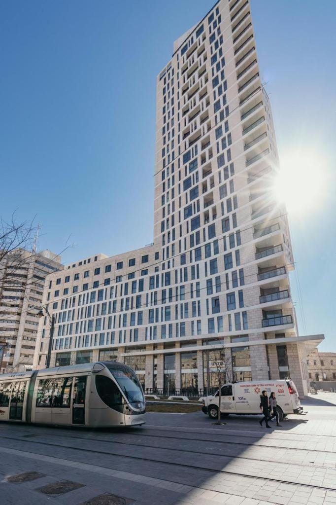 JTower Royal Suites - Alefimmoed Apartment in Jerusalem