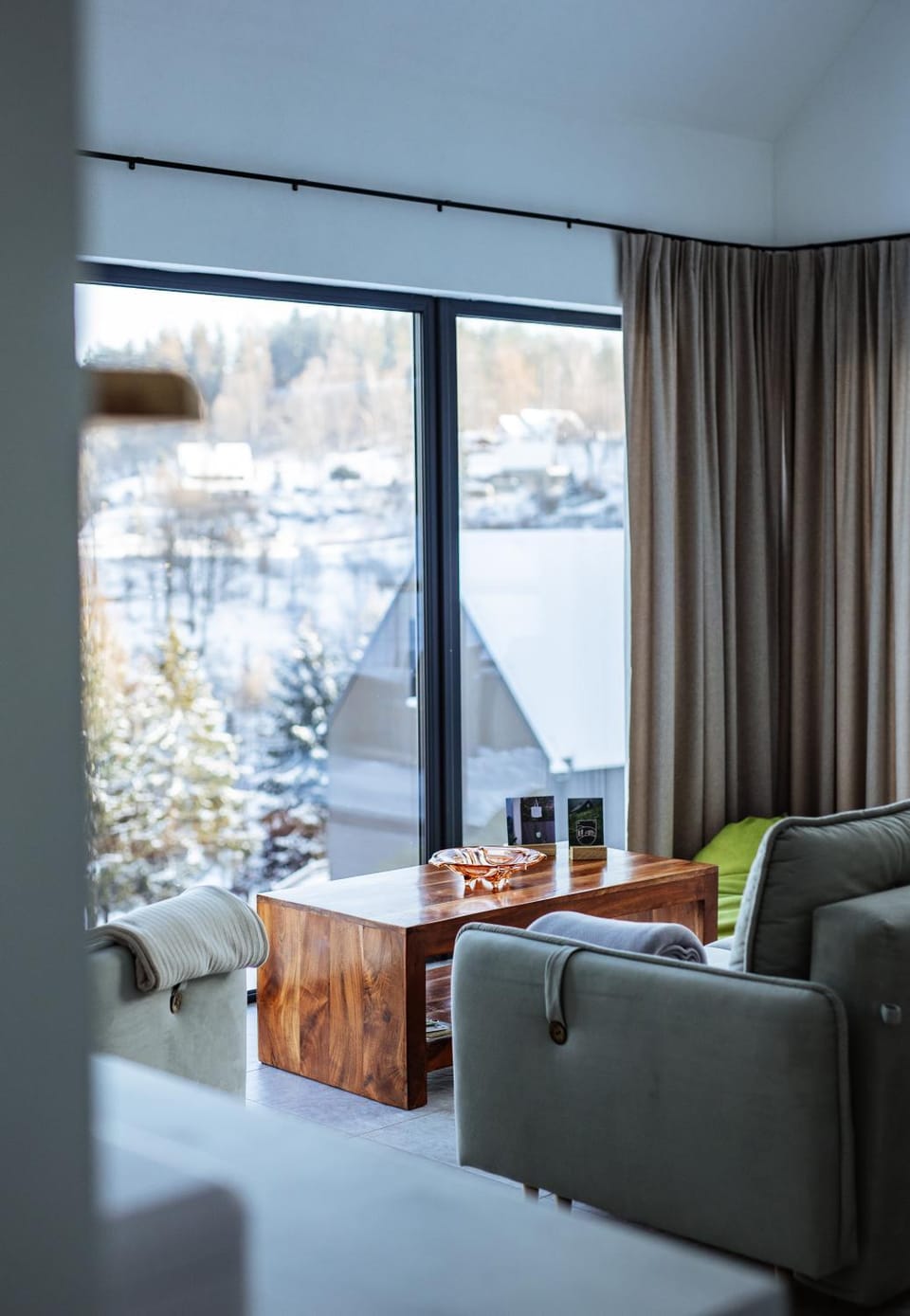 View (from property/room), Living room, Seating area