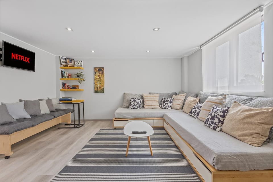 Bed, Living room, Seating area