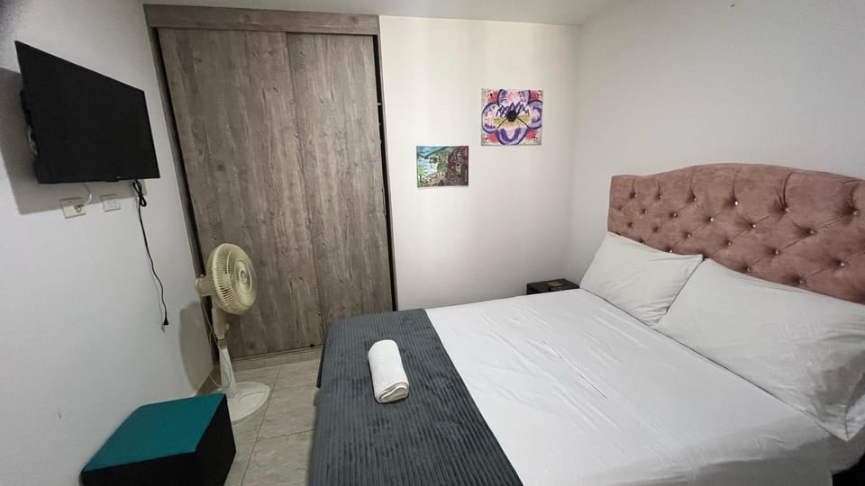 Oasis Familiar Socorro para 6 , 3 habs Pet Friendly Apartment in Socorro