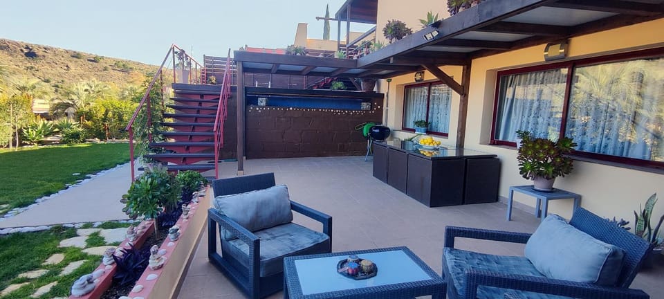 Gorgeous 3 Bedrooms in Villa Natural Reserve Park! Bed and Breakfast in Costa del Sol