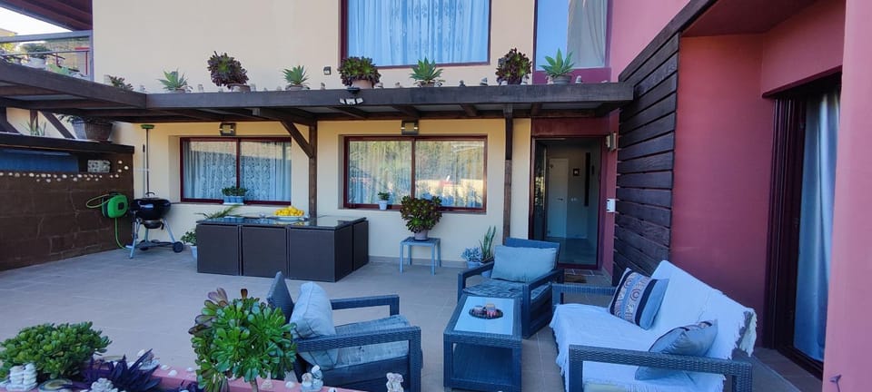 Gorgeous 3 Bedrooms in Villa Natural Reserve Park! Bed and Breakfast in Costa del Sol