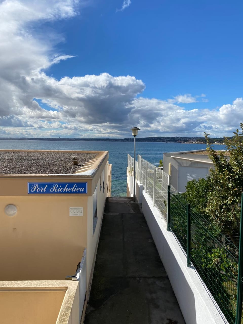 Property building, Sea view