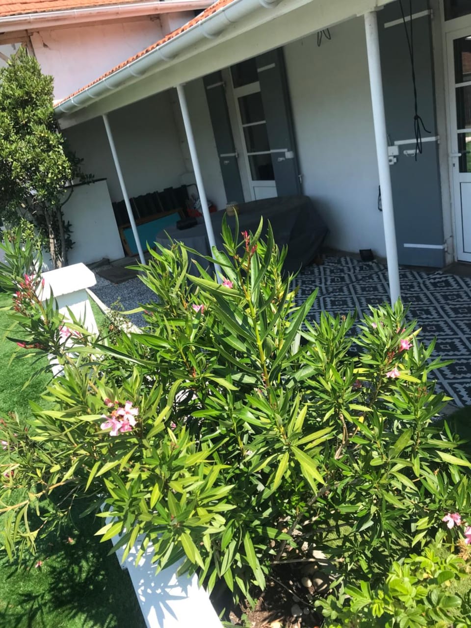 Maison jardin 3 ch centre ville Bassin Arcachon House in Biganos