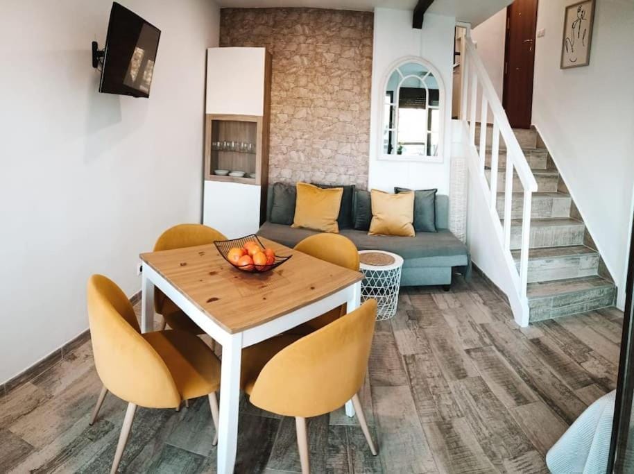 Apartamento Aloha Playa 1st line Apartment in Benalmadena