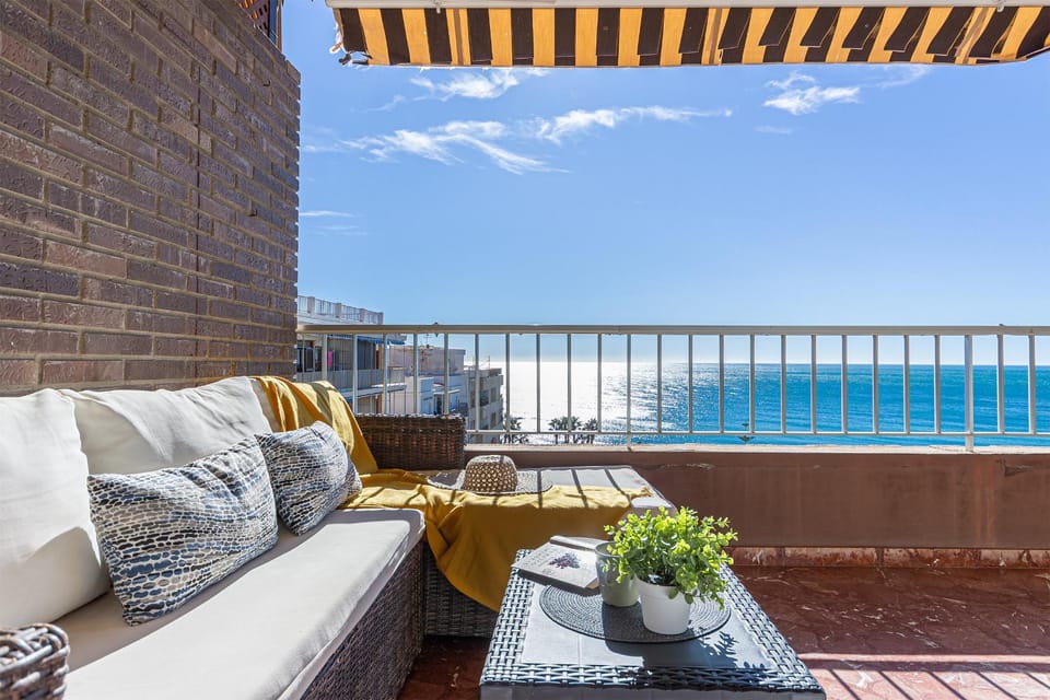 Natural landscape, View (from property/room), Balcony/Terrace, Sea view, sunbed