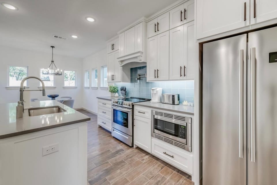 Kitchen or kitchenette, dishwasher, minibar, pet friendly, stove, toaster