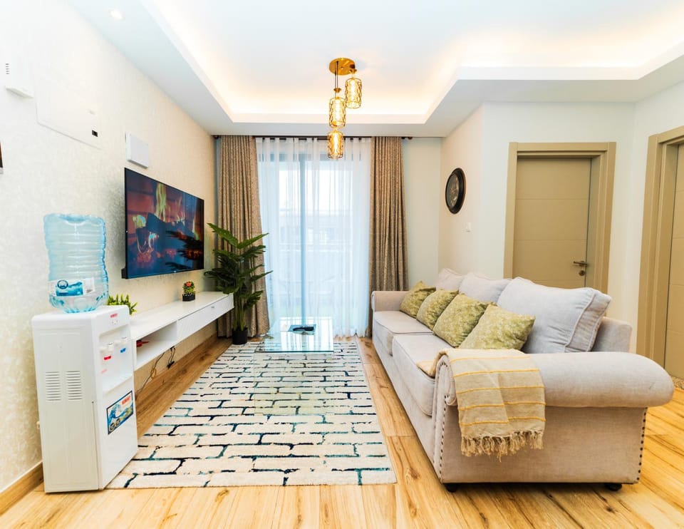 Communal lounge/ TV room, TV and multimedia, Living room, Seating area, Evening entertainment