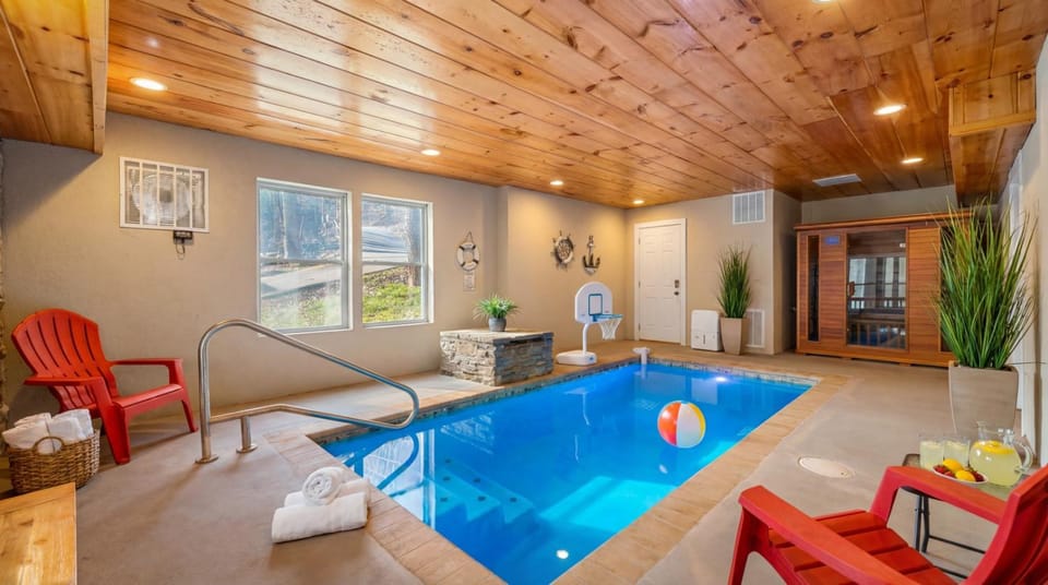 Heavenly Heights by Ghosal Luxury Lodging Chalet in Sevier County