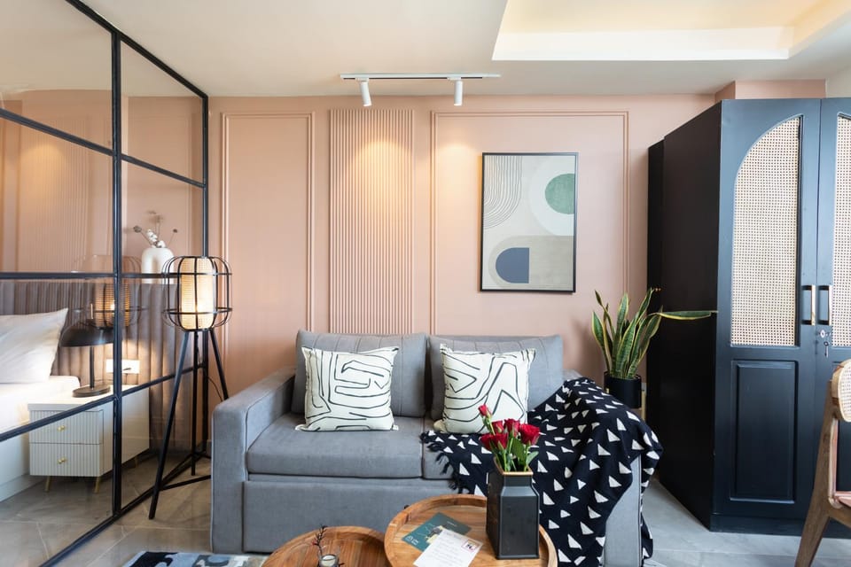 Maison 42- Onetreestays Apartment in Gurugram