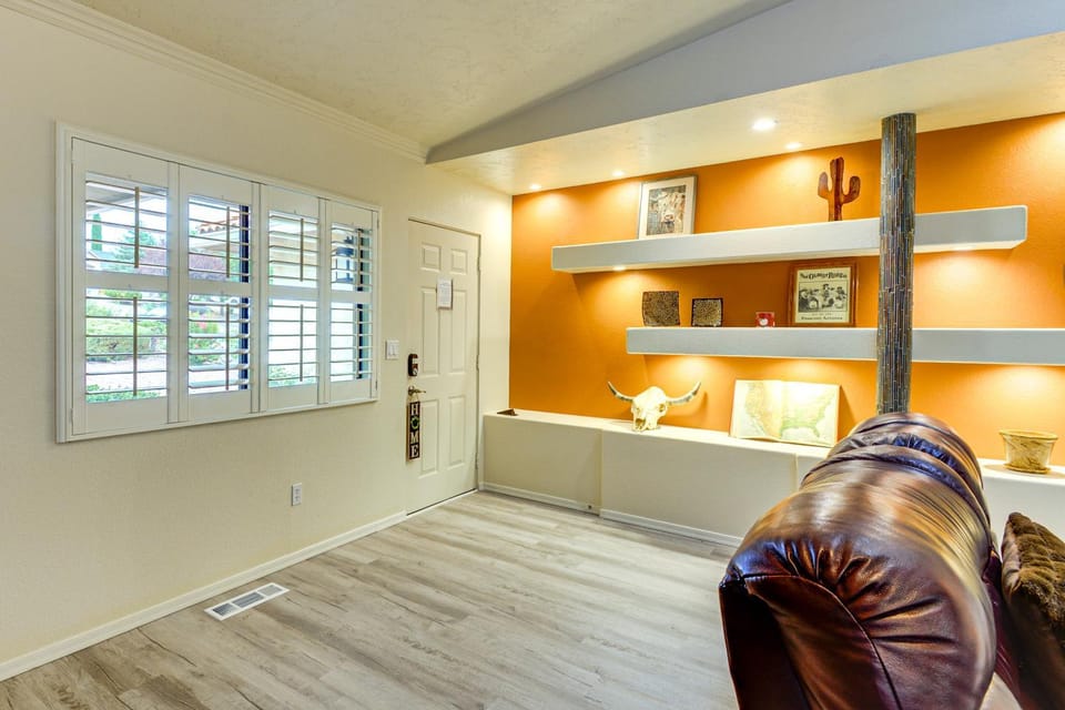 Mountain-View Deck: Pet-Friendly Home in Prescott House in Prescott