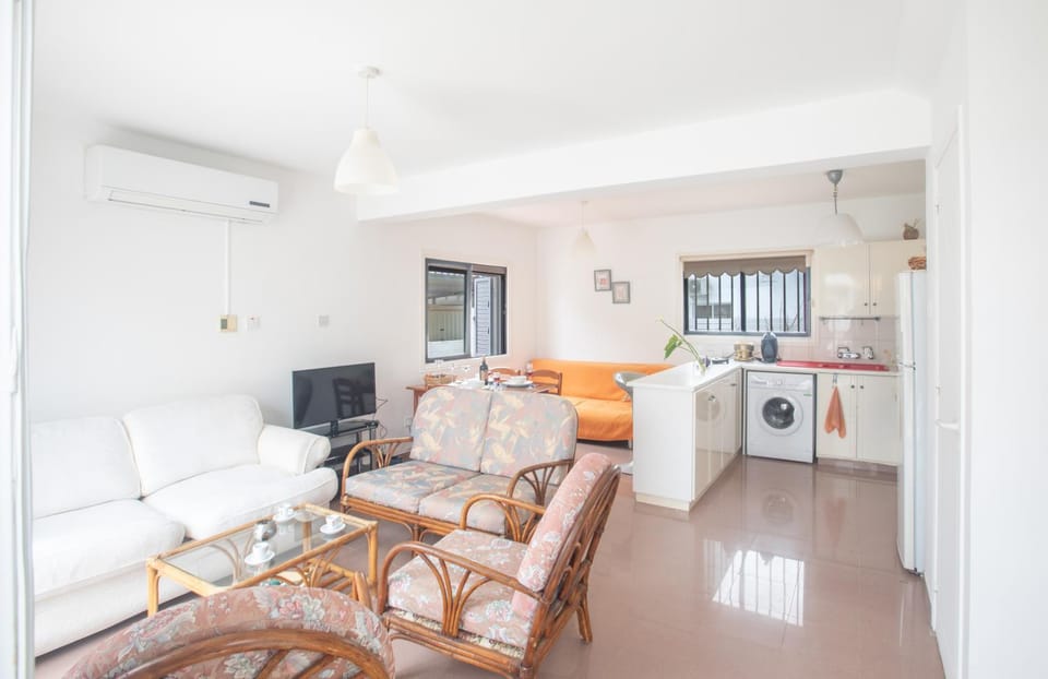 Peaceful Cozy Home Great Location House in Protaras