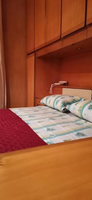 Bed, Bedroom, wardrobe
