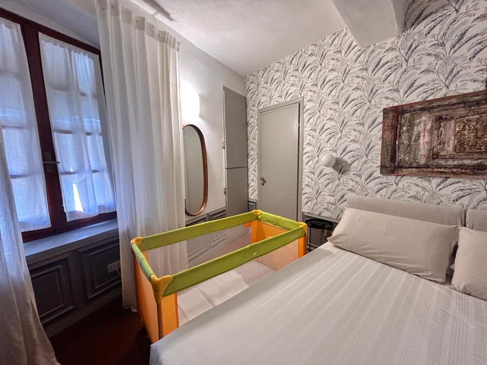 5Terre - Compagnia del mare- Full Apt X 2- centro storico- 5 minuti dal mare! Apartment in Riomaggiore