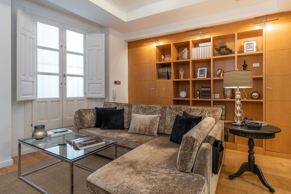 Living room, Lounge or bar