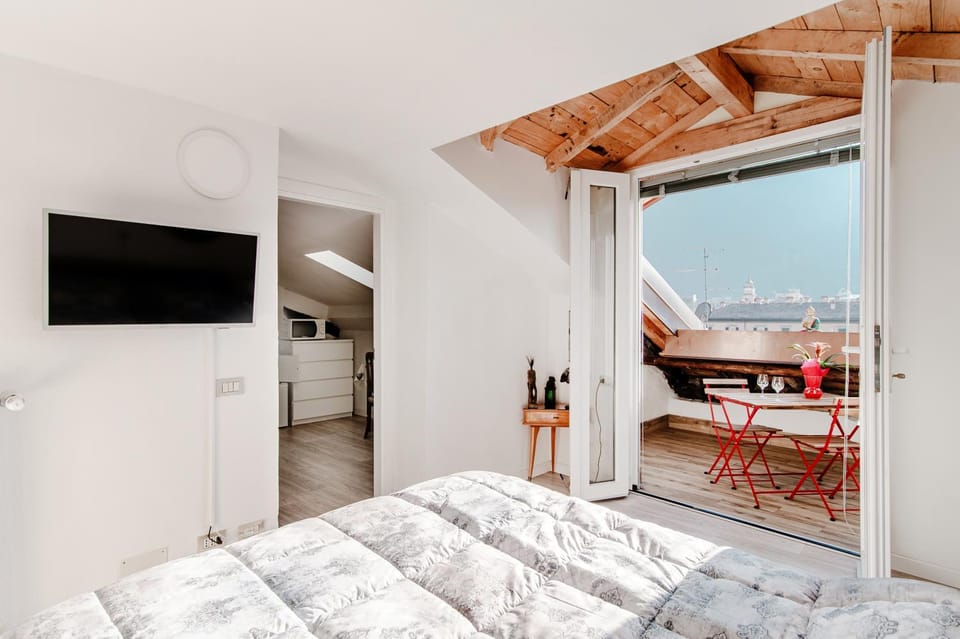 Balcony/Terrace, Bedroom