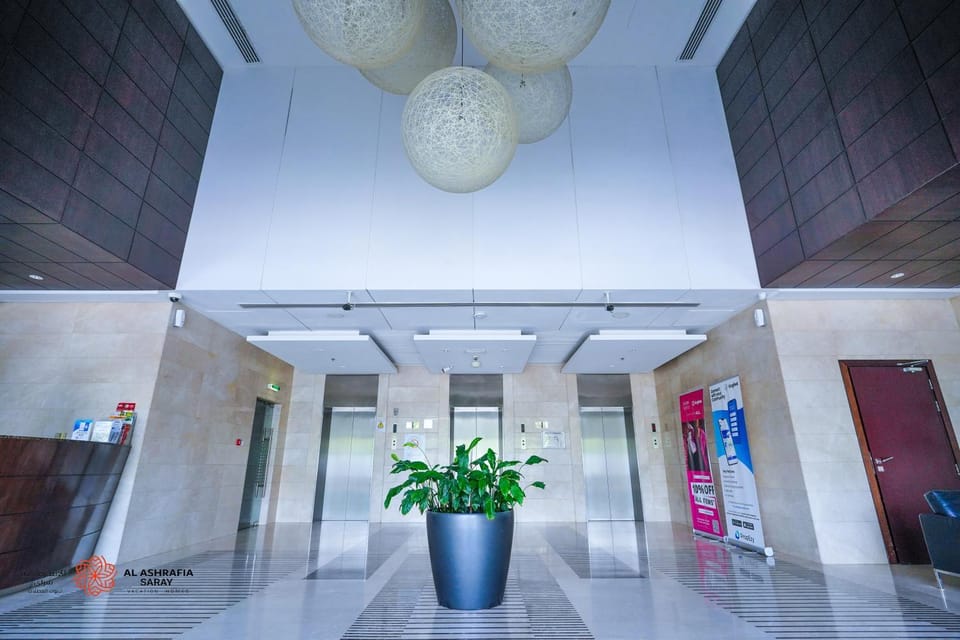 Lobby or reception, elevator