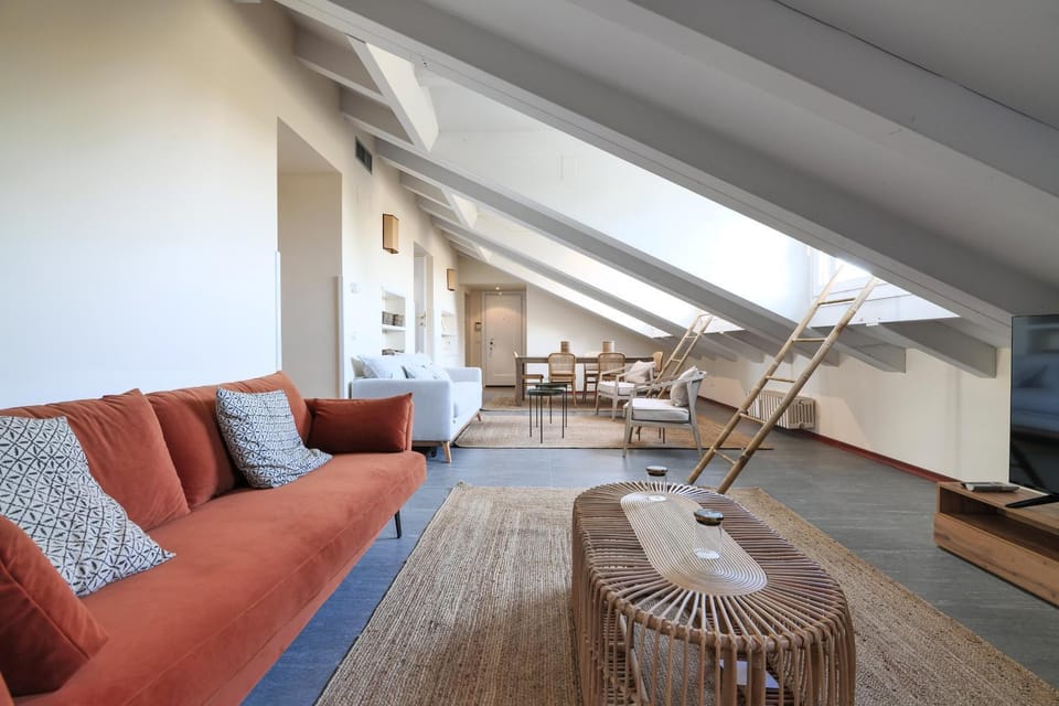Lux Penthouse Palestro Apartment in Milan
