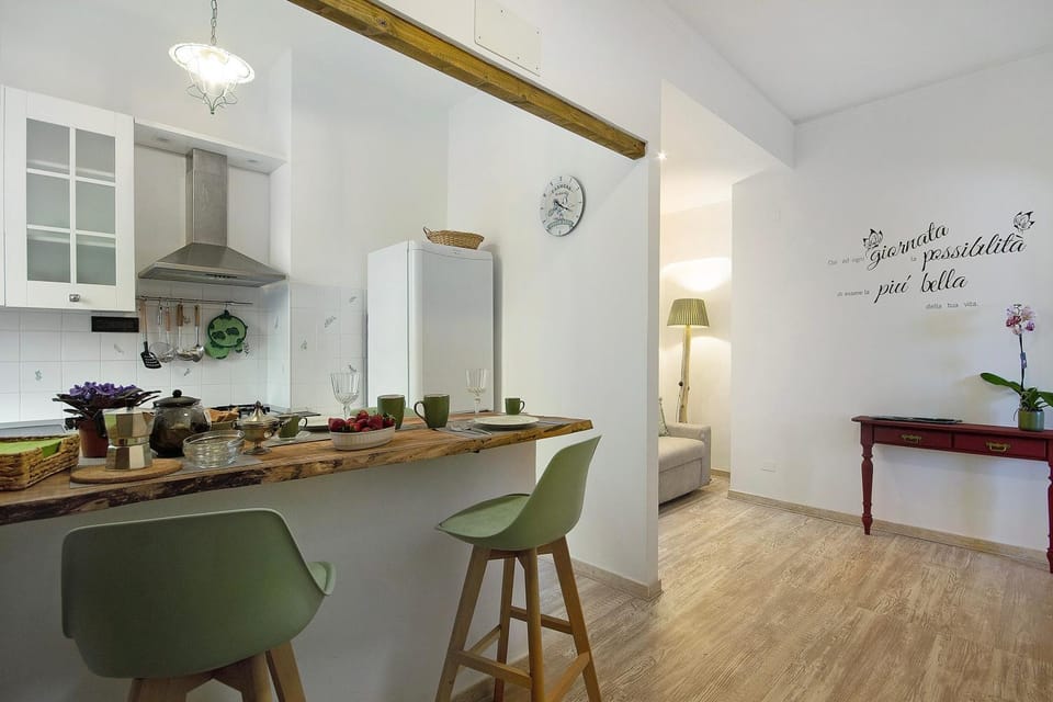 Property building, Kitchen or kitchenette, Living room
